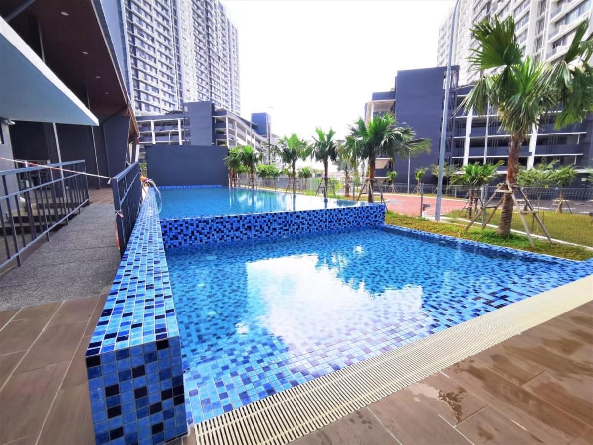 Imanz Homestay 3 Bedroom & 3 Bathroom Kajang Exterior photo