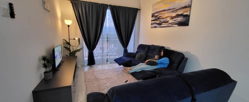 Imanz Homestay 3 Bedroom & 3 Bathroom Kajang Exterior photo