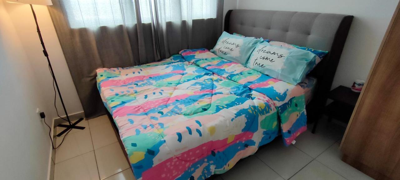 Imanz Homestay 3 Bedroom & 3 Bathroom Kajang Exterior photo